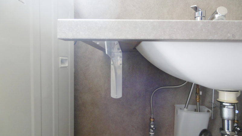 アイカ工業スタイリッシュカウンターの組み合わせを紹介 坪の平屋でコンパクトな暮らし