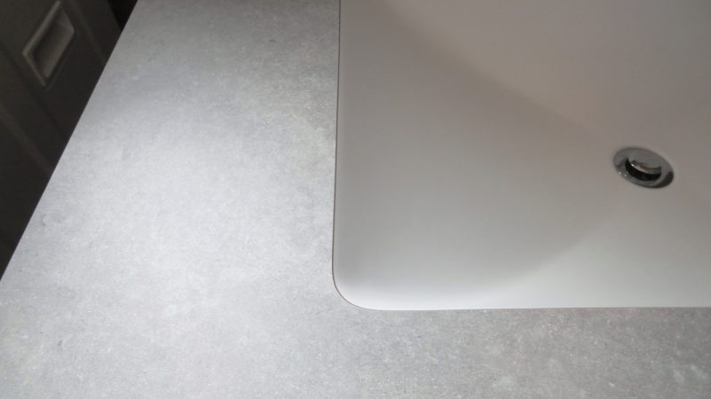 アイカ工業スタイリッシュカウンターの組み合わせを紹介 坪の平屋でコンパクトな暮らし