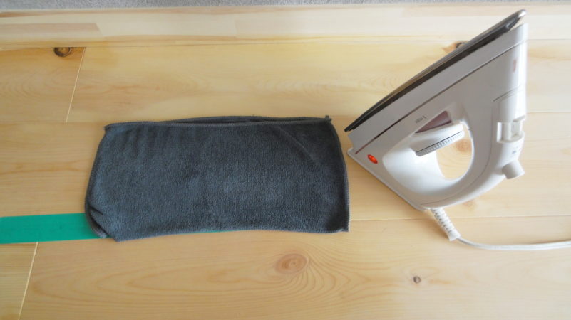 無垢床にひび割れ発見 傷だらけの床をアイロンで補修できる 坪の平屋でコンパクトな暮らし